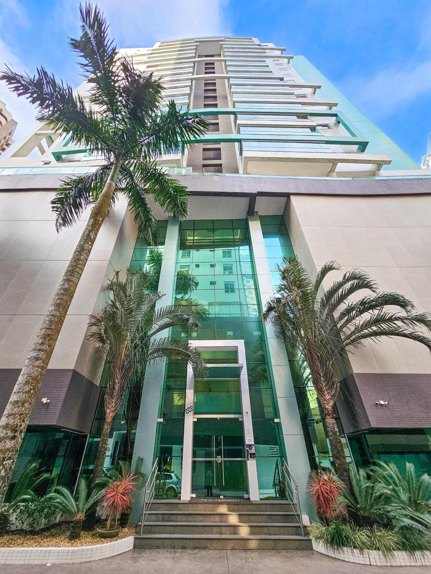 Palm Quadra Mar * Balneario Camboriu